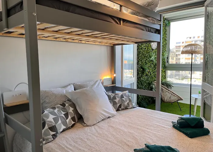 La Coquille - Coquet T2 A 200m Juno & *